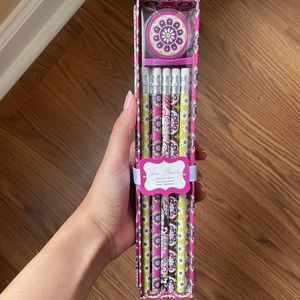 new! vera bradley pencil box with pencils and sharpener